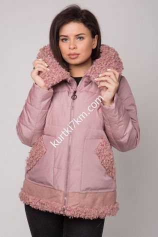 Коротка жіноча куртка з хутром козлика Damader 21053