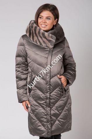 Шикарне зимове жіноче пальто Mishele 2113